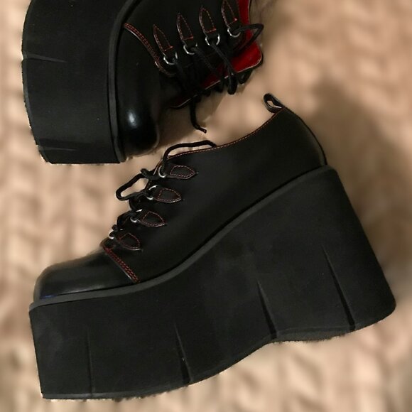 Demonia KERA-15 - Rare 2010 -Oxford Platform - Black w/Red- Lace-Up - NEW in Box - Picture 11 of 16